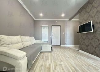 Сдам квартиру студию, 44 м2, Казань, улица Павлюхина, 110Г, ЖК Возрождение