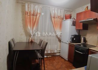 Продаю трехкомнатную квартиру, 82 м2, Москва, улица Генерала Кузнецова, 27к1, улица Генерала Кузнецова