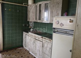 Продам 2-комнатную квартиру, 28.1 м2, деревня Макаровка, Центральная улица, 19