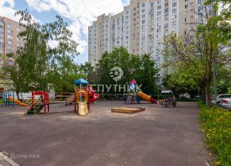 Продается 2-ком. квартира, 58.7 м2, Москва, улица Скульптора Мухиной, 6, метро Новопеределкино