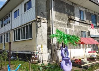 Продам двухкомнатную квартиру, 42.2 м2, село Зональное, Спортивная улица, 2