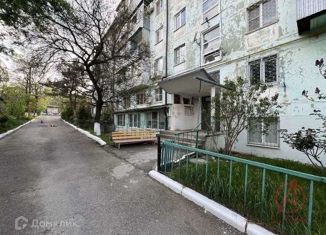 2-комнатная квартира на продажу, 40 м2, Новороссийск, улица Видова, 135
