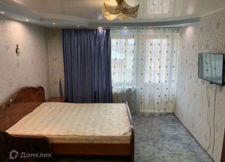 Сдаю 1-комнатную квартиру, 33 м2, Киров, улица Труда, 37, Первомайский район