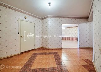 Продается трехкомнатная квартира, 104.4 м2, Томская область, улица Кузнецова, 15