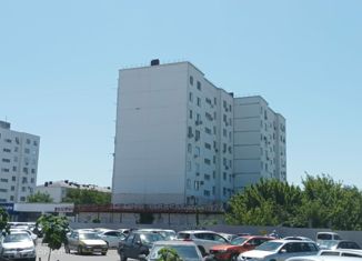 Продаю 2-комнатную квартиру, 53 м2, Крымск, Вишневая улица, 3