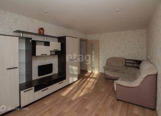 Продам 2-ком. квартиру, 45 м2, Нижневартовск, улица Менделеева, 2
