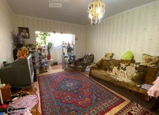 Продам 3-комнатную квартиру, 70.7 м2, Астраханская область, Жилая улица, 7к2