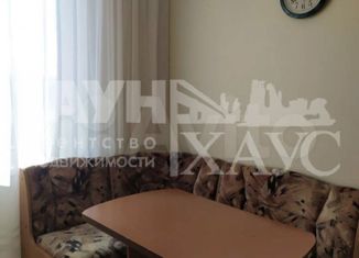 Сдам 2-комнатную квартиру, 49 м2, Балаково, улица Свердлова, 13