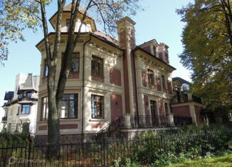 Продам дом, 391 м2, поселок дома отдыха Озера, коттеджный посёлок Довиль, 422