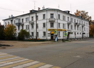Сдаю в аренду комнату, 90 м2, Ростов, Ленинская улица, 51/17