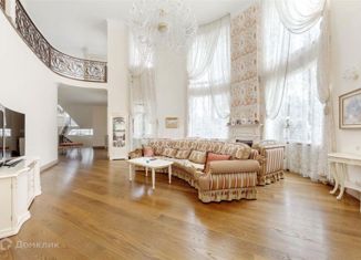 Сдается в аренду дом, 600 м2, деревня Чесноково, улица Радуга, 71