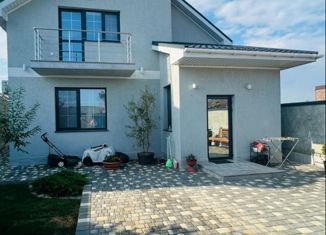 Продам дом, 200 м2, поселок городского типа Заозерное, Каламитская улица, 14