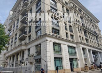 Продам 2-ком. квартиру, 106.2 м2, Москва, Казарменный переулок, 3