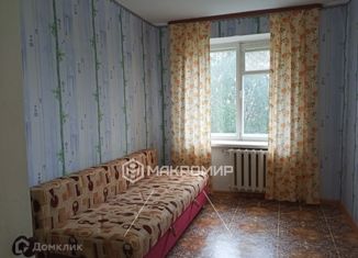 Трехкомнатная квартира на продажу, 50 м2, посёлок городского типа Красногорский, улица Лермонтова, 21