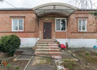 Продам дом, 350 м2, станица Грушевская, Школьная улица, 25