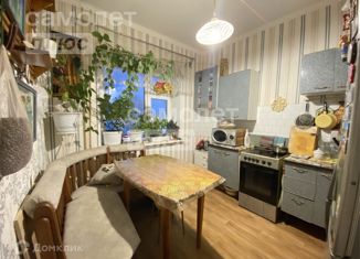 Трехкомнатная квартира на продажу, 69.2 м2, Тюменская область, Омская улица, 62