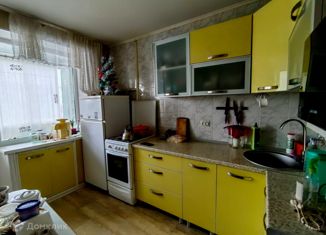 Продается 2-ком. квартира, 48 м2, Волгоградская область, улица Пархоменко, 17