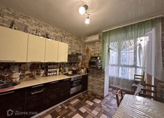 Однокомнатная квартира на продажу, 36.4 м2, Батайск, улица Северная Звезда, 2