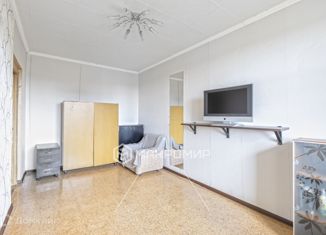 Продам 2-ком. квартиру, 52.2 м2, Москва, Дорогобужская улица, 7к1, Дорогобужская улица