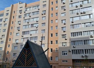 Продажа 2-комнатной квартиры, 72 м2, Астрахань, Боевая улица, 36, Советский район