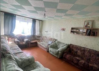 Продам 4-ком. квартиру, 92 м2, Красноярский край, улица Строителей, 10