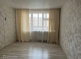 Трехкомнатная квартира на продажу, 72.1 м2, Москва, метро Солнцево, Волынская улица, 10