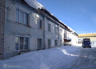 Продается 3-комнатная квартира, 66.4 м2, Киров, Советский тракт, 12