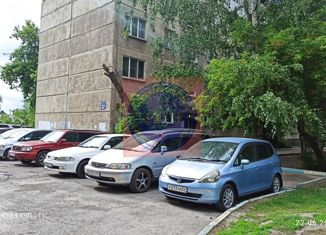 Продам трехкомнатную квартиру, 57.2 м2, Новосибирск, Курганская улица, 32, Курганская улица