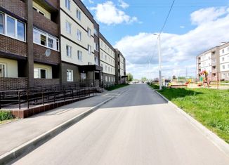 Продам 2-ком. квартиру, 44.7 м2, Новомосковск, Рудничная улица, 31