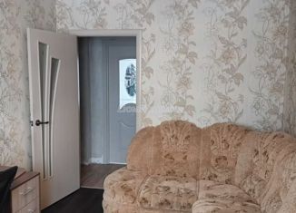 Продам 4-комнатную квартиру, 76.3 м2, Кемеровская область, проспект Гагарина, 45
