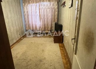 Продаю трехкомнатную квартиру, 57 м2, Санкт-Петербург, Краснопутиловская улица, 78