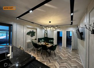 Продается 5-комнатная квартира, 183 м2, Евпатория, улица Толстого, 38А