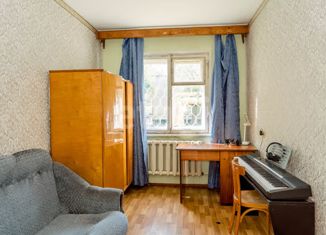 Продаю трехкомнатную квартиру, 58 м2, Бийск, улица Льнокомбинат, 85