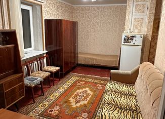 Продаю однокомнатную квартиру, 33 м2, Нальчик, улица Мечникова, 157, район Центр
