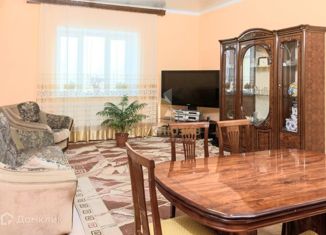 Продается четырехкомнатная квартира, 120 м2, Якутск, улица Петровского, 17/2, Октябрьский округ