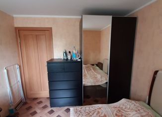Продам 1-ком. квартиру, 32 м2, Москва, улица Металлургов, 28, метро Перово