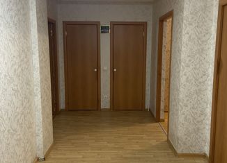 Продажа 2-комнатной квартиры, 69.6 м2, Свердловская область, улица Бакинских Комиссаров, 173