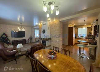 Дом на продажу, 240 м2, деревня Утечино, Зелёная улица, 159Б