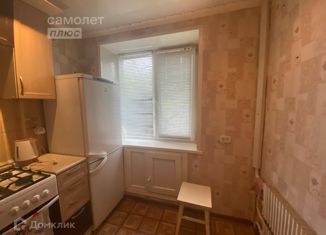 Продается 1-комнатная квартира, 25.7 м2, Губкин, проспект Горняков, 10