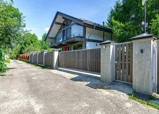 Продам дом, 300 м2, деревня Лызлово