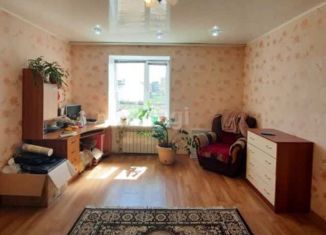 Продается 1-комнатная квартира, 35 м2, село Киргиз-Мияки, Советская улица, 24/1-2