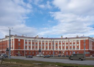 Продажа 3-комнатной квартиры, 90 м2, Петрозаводск, проспект Ленина, 38