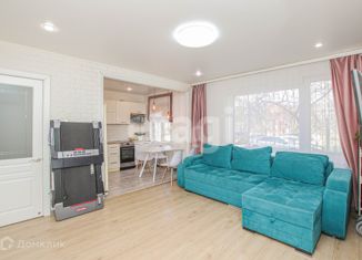 Продается 3-ком. квартира, 65 м2, Улан-Удэ, проспект Строителей, 44