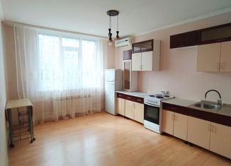 Продается 1-комнатная квартира, 47 м2, Оренбург, Салмышская улица, 70
