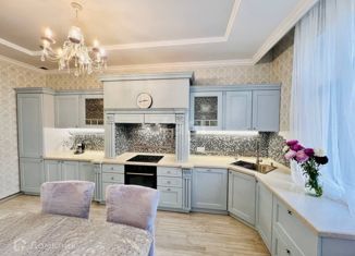 Продажа 3-комнатной квартиры, 118.3 м2, Казань, улица Абубекира Терегулова, 6А