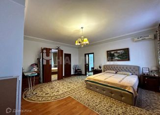 3-комнатная квартира на продажу, 150 м2, Волгодонск, Логовская улица, 2