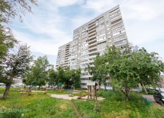 Продам 2-ком. квартиру, 48 м2, Екатеринбург, метро Машиностроителей, улица Бебеля, 152