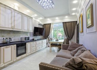 Продается 2-комнатная квартира, 60 м2, Крым, Ялтинская улица, 12А