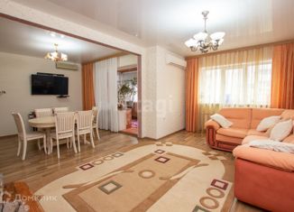 Продаю трехкомнатную квартиру, 95.9 м2, Курган, улица Максима Горького, 158