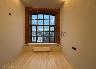 Продам квартиру студию, 31.8 м2, Москва, Суворовская улица, 19с1, Суворовская улица